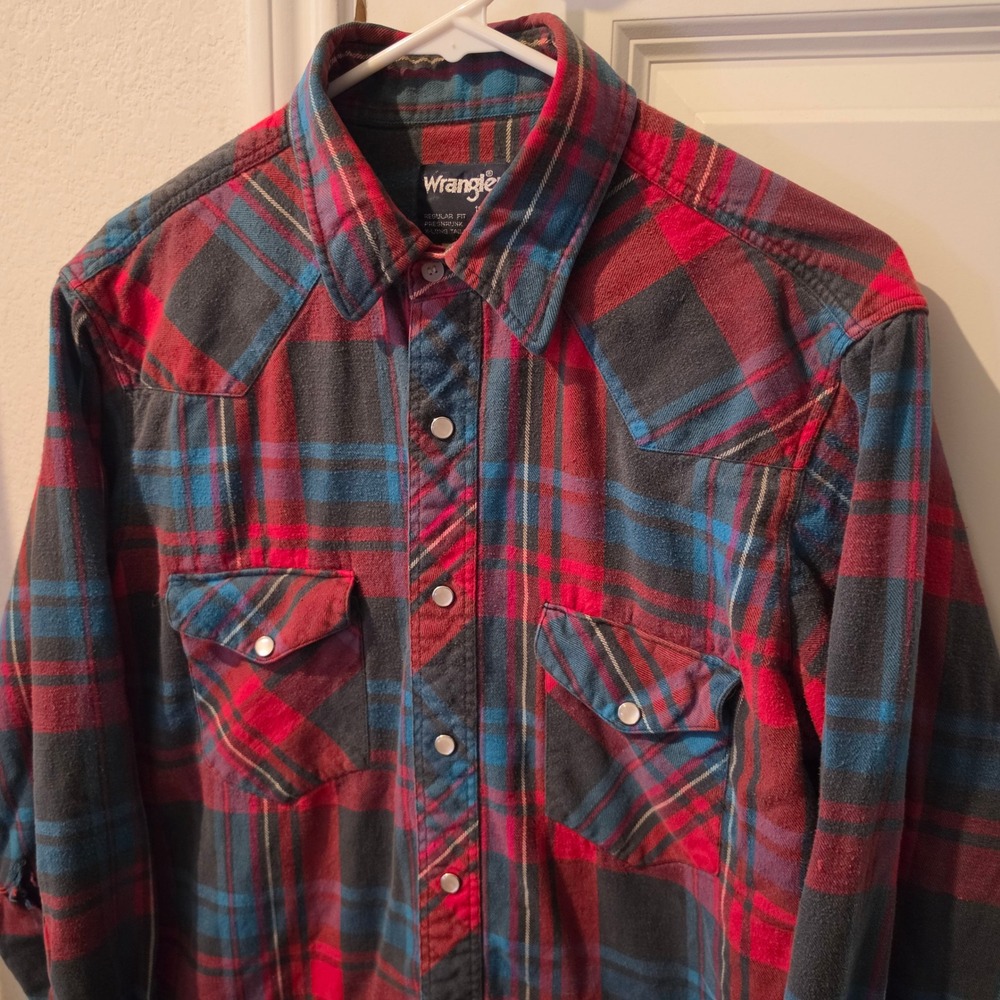 Wrangler Mens Plaid Western Pearl Snap Shirt Red Blue Long Tail 16.5-33 Large